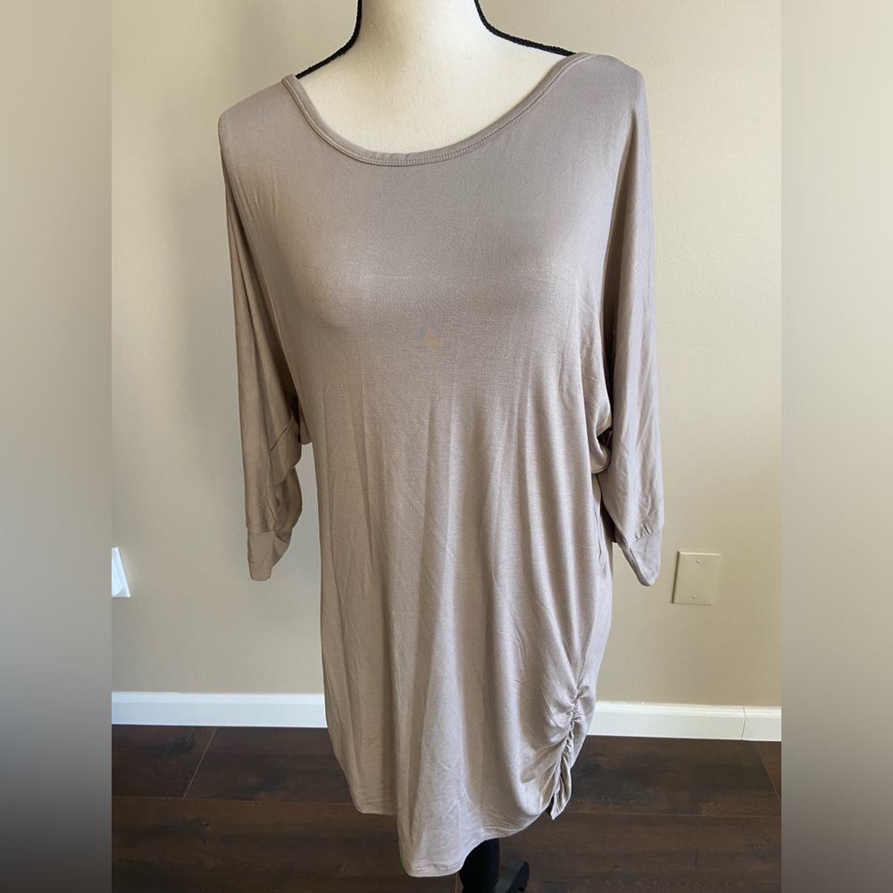 Made by Johnny Beige Short Sleeve Top NWT Size XL
